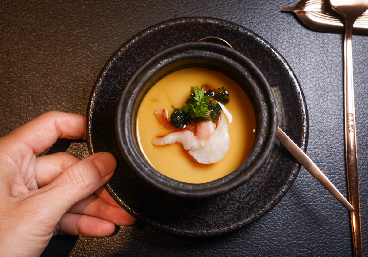 [高雄]盛食藝鐵板燒-人氣高雄鐵板燒!雙人餐一人免2000元有半隻活體龍蝦＋8道料理! @美食好芃友（芃芃）