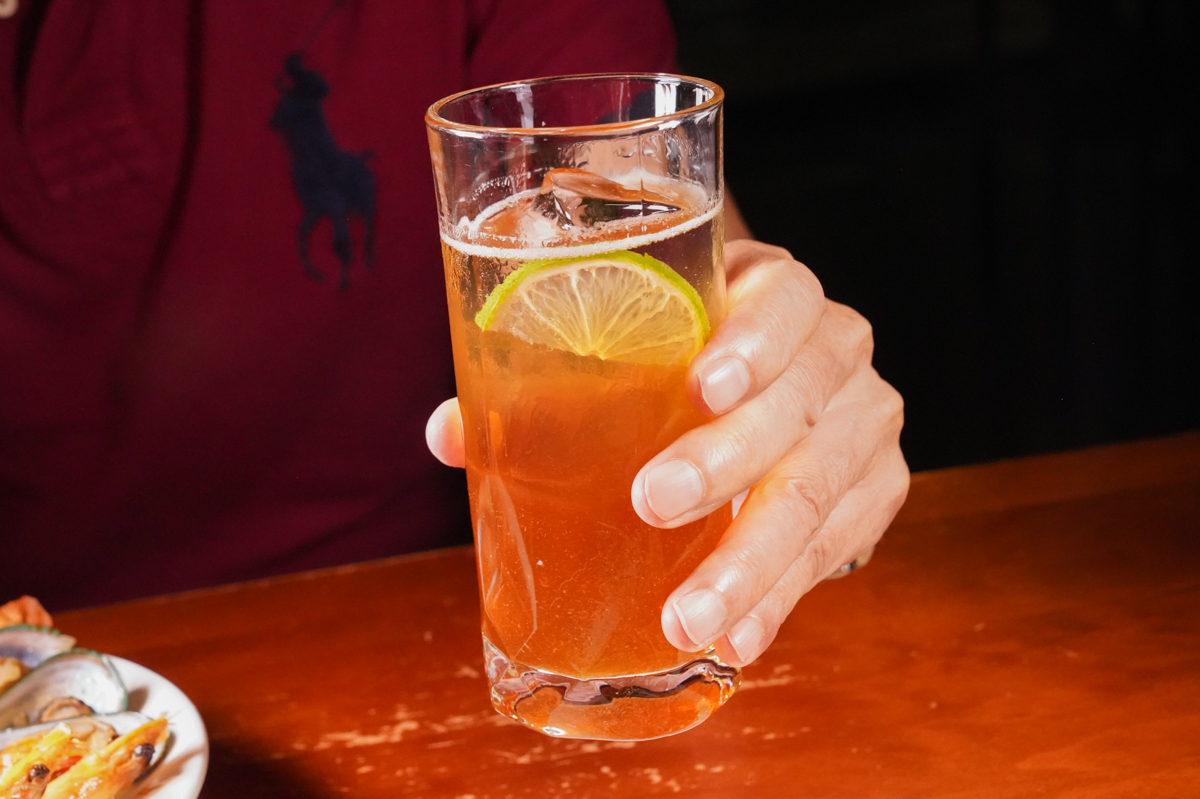 [高雄]小酌FEWdrink-義大利麵和調酒都超讚的高雄餐酒館!慶生超嗨壽星優惠 @美食好芃友（芃芃）