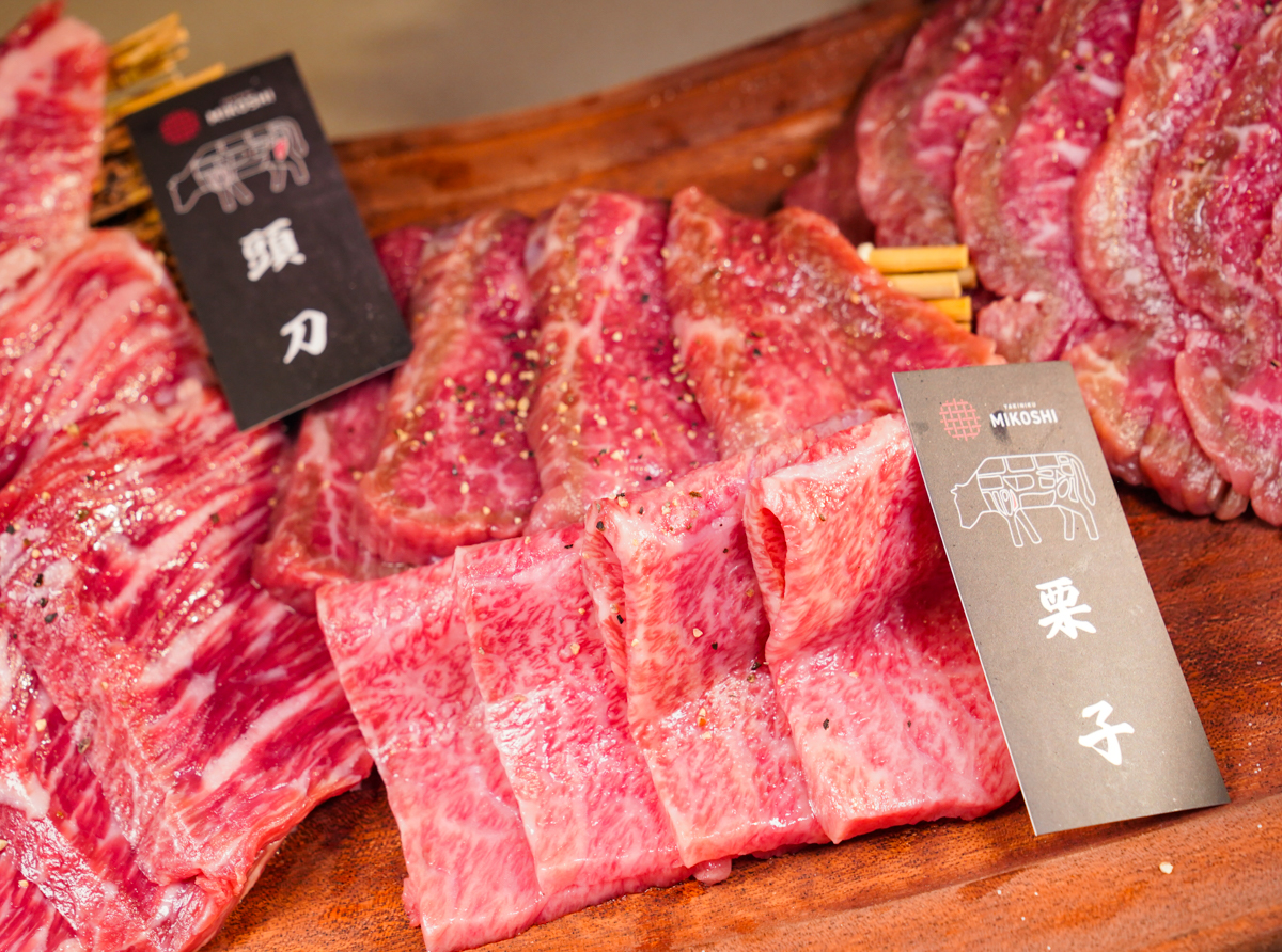 [高雄]己越燒肉 Mikoshi Yakiniku-鮨己越旗下日式和牛燒肉品牌!超好吃日本近江牛~份量十足己越四人套餐 @美食好芃友（芃芃）