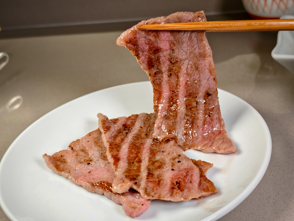 [高雄]己越燒肉 Mikoshi Yakiniku-鮨己越旗下日式和牛燒肉品牌!超好吃日本近江牛~份量十足己越四人套餐 @美食好芃友（芃芃）