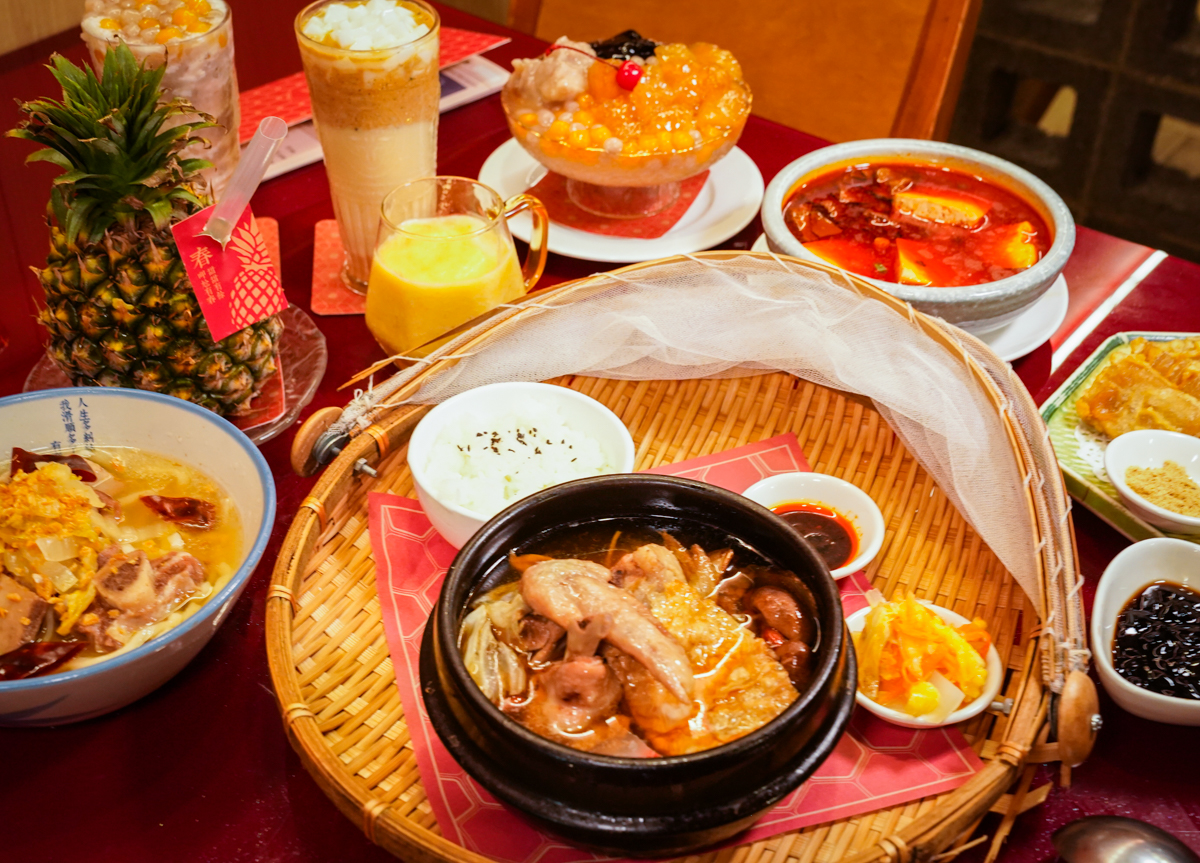[台中美食]有春茶館大墩店-人氣台中茶館!台式復古元素滿滿~超好吃麻油雞、青花椒酸菜湯牛小排麵 @美食好芃友（芃芃）