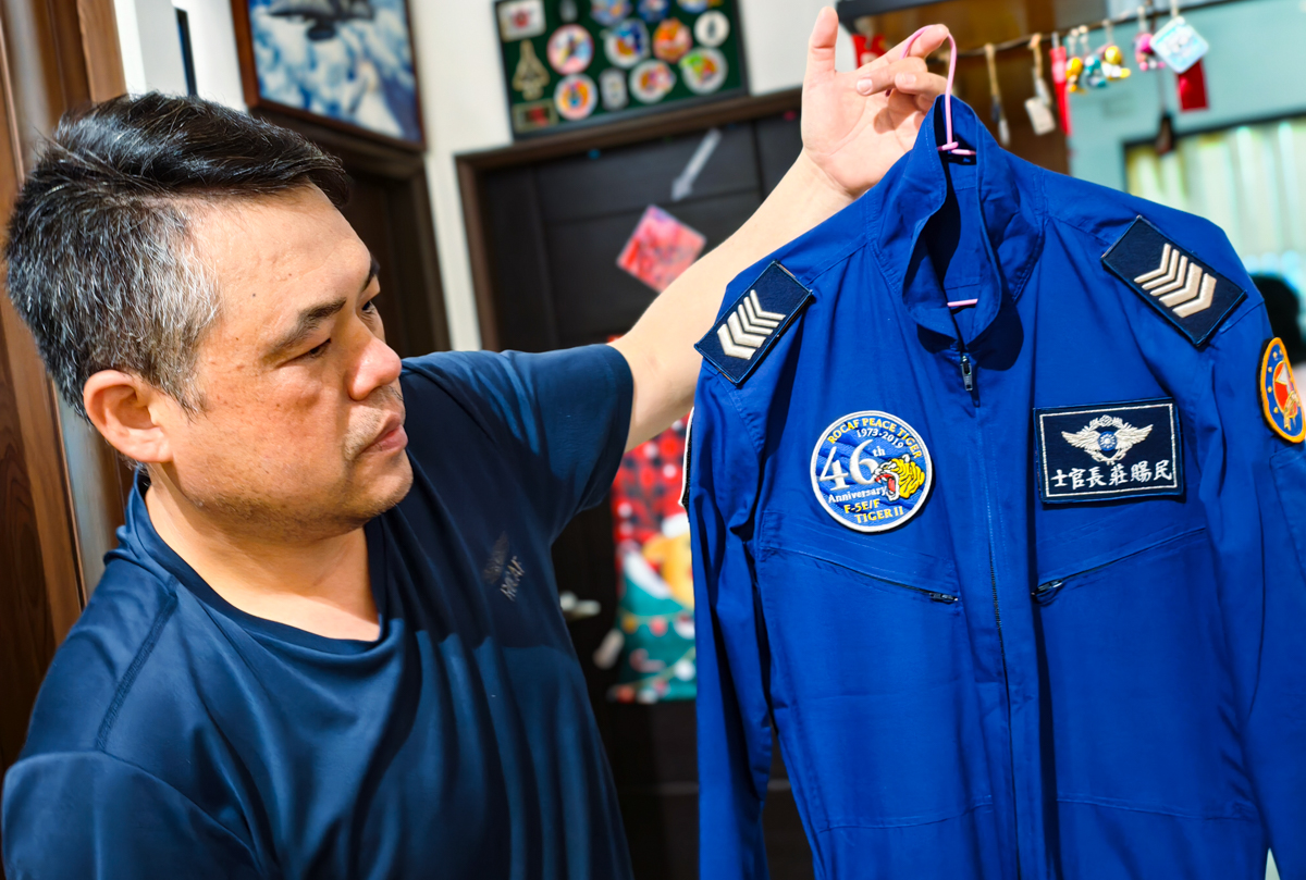 [高雄]厚福早午餐-根本空軍故事館!空軍臂章滿滿的高雄早午餐店~彌陀巷弄的寶藏店 @美食好芃友（芃芃）