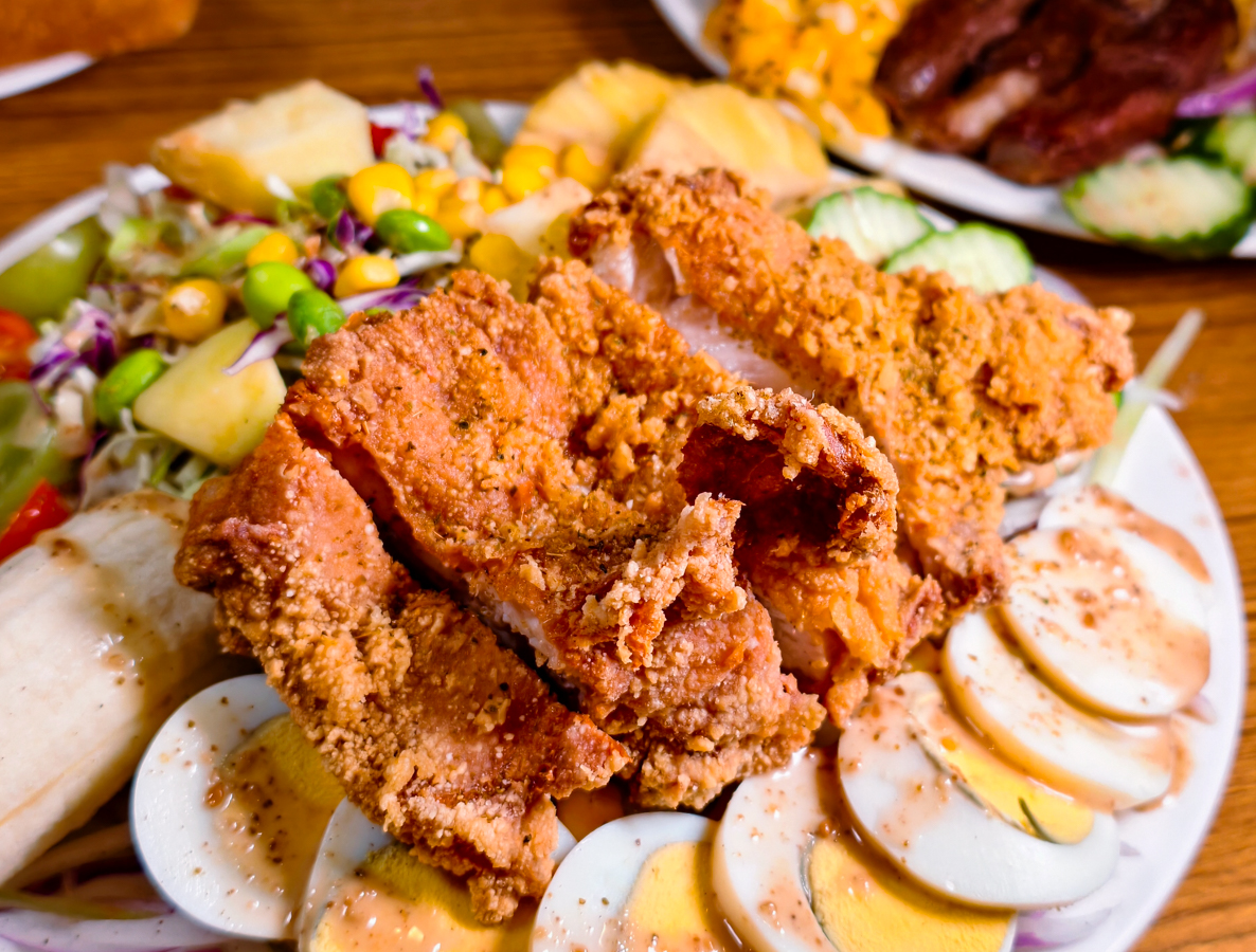 [高雄]厚福早午餐-根本空軍故事館!空軍臂章滿滿的高雄早午餐店~彌陀巷弄的寶藏店 @美食好芃友（芃芃）