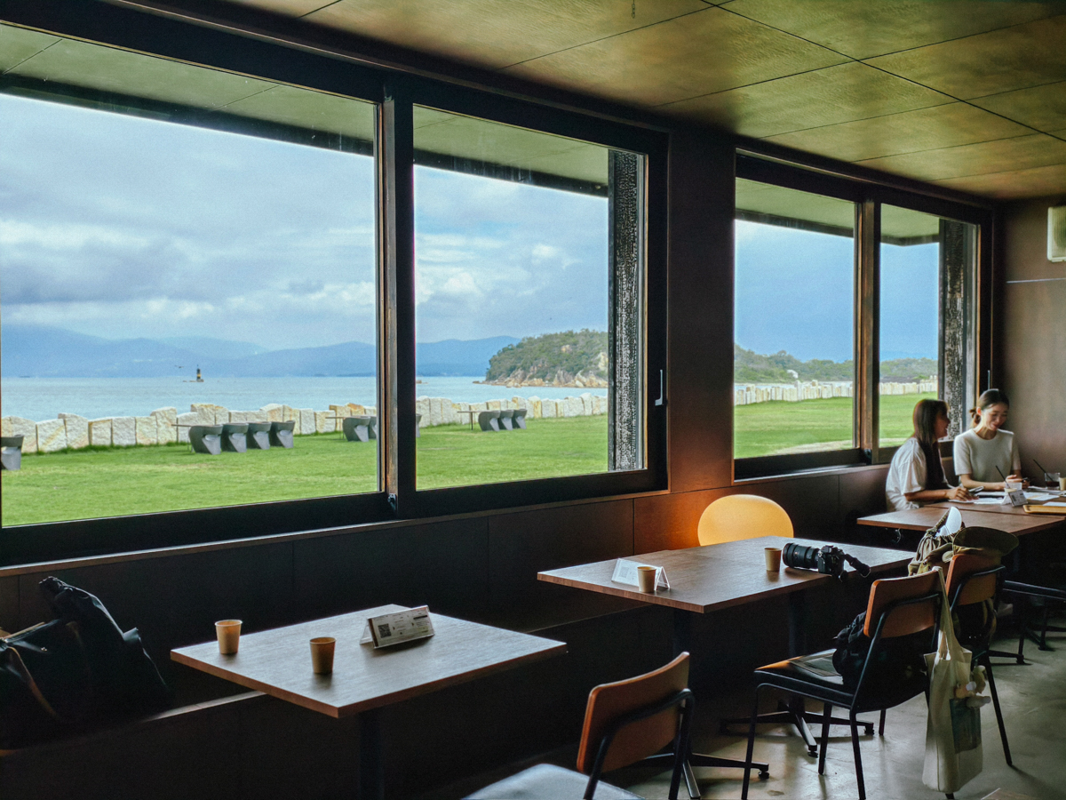 [日本旅遊]岡山犬島半日遊：是不是瀨戶內國際藝術祭都必去的犬島藝術之旅~行程規劃建議 @美食好芃友（芃芃）