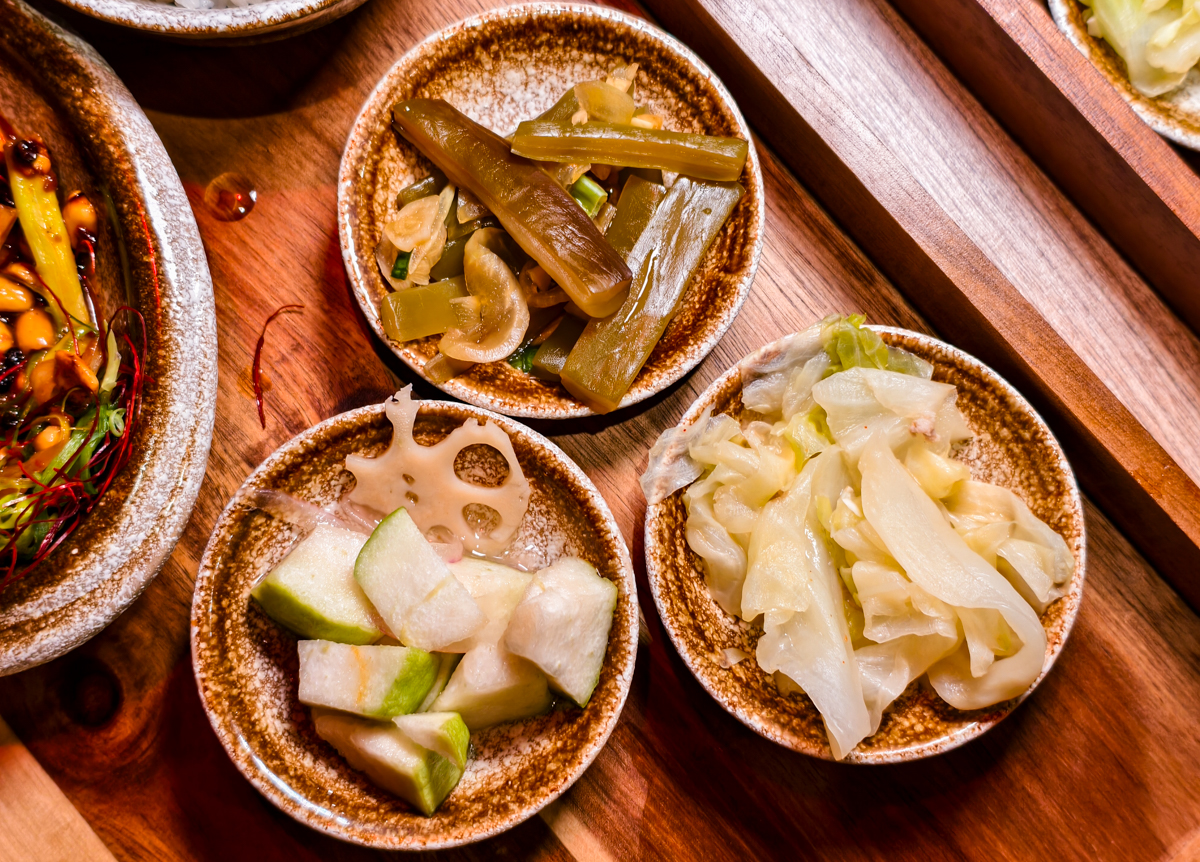 [高雄]一點散漫高雄概念店-最潮高雄控肉飯!有DJ的高雄中式餐館！咚滋咚滋氣氛超嗨 @美食好芃友（芃芃）