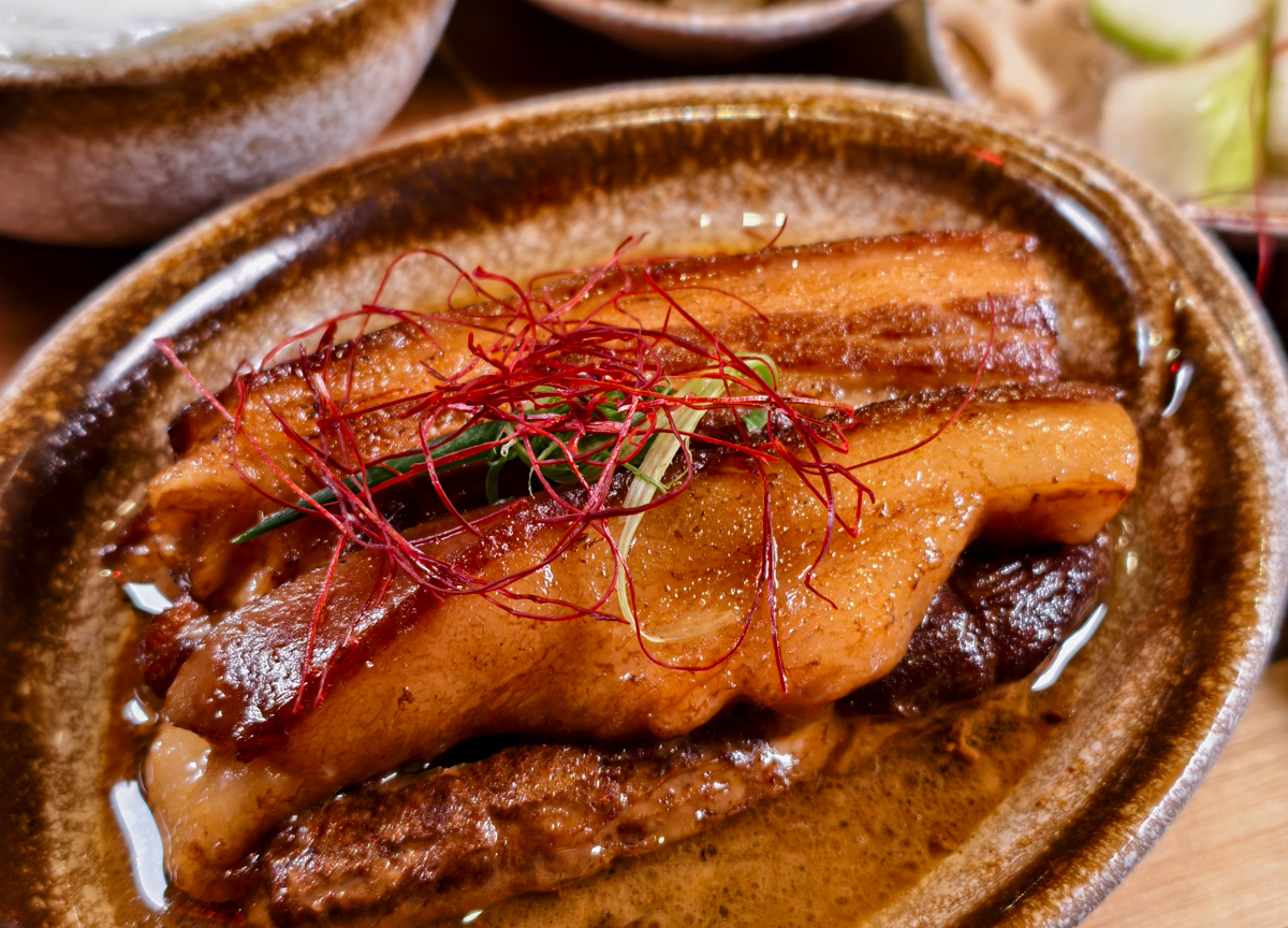 [高雄]一點散漫高雄概念店-最潮高雄控肉飯!有DJ的高雄中式餐館！咚滋咚滋氣氛超嗨 @美食好芃友（芃芃）