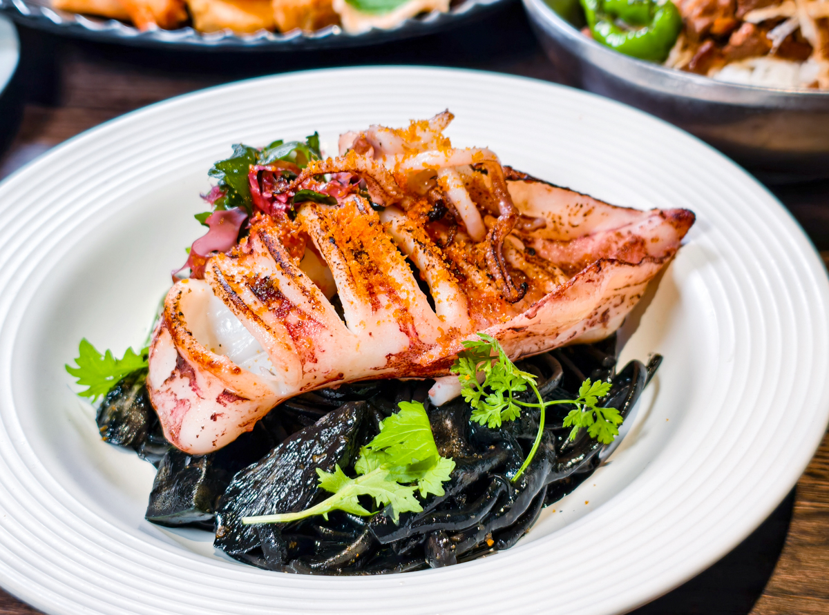 [高雄]Cococina Bistro-鹽埕新樂街文青老屋海味餐酒館!超乎想像美味海鮮餐~ @美食好芃友（芃芃）