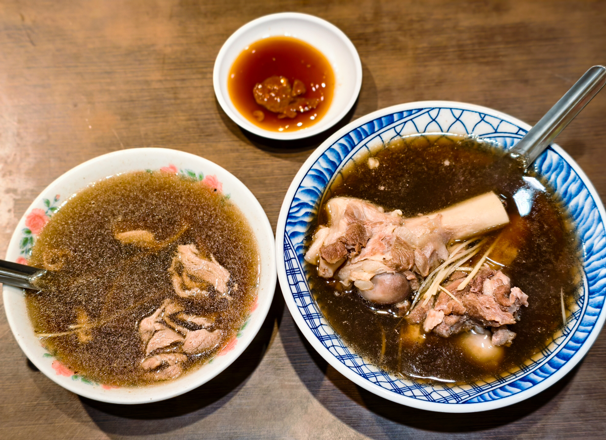 [高雄]德昌羊肉-最老岡山羊肉店!超嫩烤羊排賣到限購會不會太誇張~ @美食好芃友（芃芃）