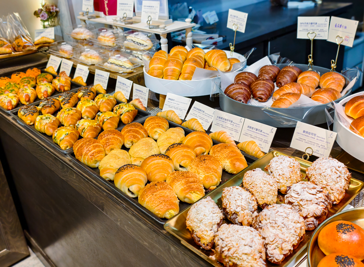 [台南]灃頌 FountSong Bakery-一開門人潮湧入好吃台南鹽可頌歐包店~ 麵包控絕對不能錯過! @美食好芃友（芃芃）