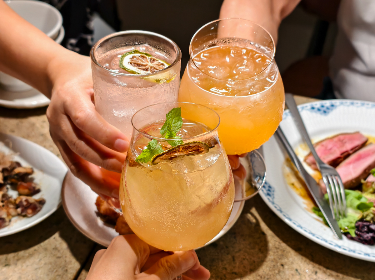 [高雄]柒壹喫堂x鹽海小餐館－鹽埕聚餐秘境!高雄最多好吃下酒菜的小餐館 @美食好芃友（芃芃）