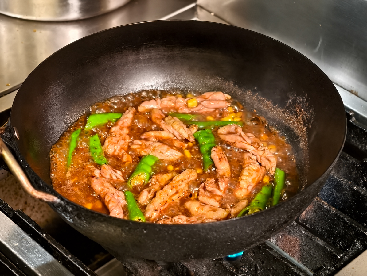 [高雄]柒壹喫堂x鹽海小餐館－鹽埕聚餐秘境!高雄最多好吃下酒菜的小餐館 @美食好芃友（芃芃）