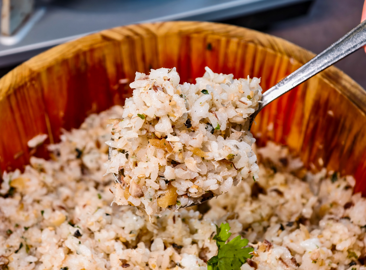 [高雄]霖園土雞城-在地人推薦好吃高雄土雞城!超美綠庭園與文青空間~必吃烏骨鹽焗雞、炸豆乳鰻、 五香鹹芋絲 @美食好芃友（芃芃）