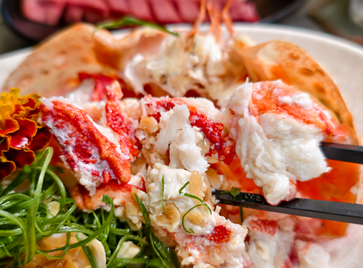 [高雄燒肉推薦]明燒肉文自旗艦店-海鮮控和牛控都來!超有儀式感高雄燒肉無菜單!最扯的雙人帝王蟹燒肉套餐 @美食好芃友（芃芃）