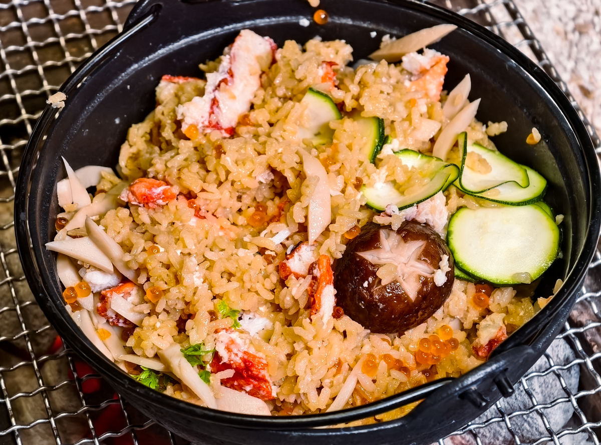 [高雄燒肉推薦]明燒肉文自旗艦店-海鮮控和牛控都來!超有儀式感高雄燒肉無菜單!最扯的雙人帝王蟹燒肉套餐 @美食好芃友（芃芃）