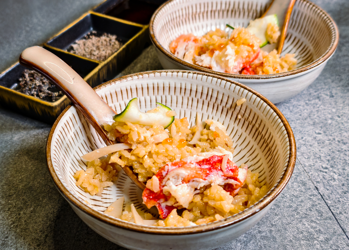 [高雄燒肉推薦]明燒肉文自旗艦店-海鮮控和牛控都來!超有儀式感高雄燒肉無菜單!最扯的雙人帝王蟹燒肉套餐 @美食好芃友（芃芃）