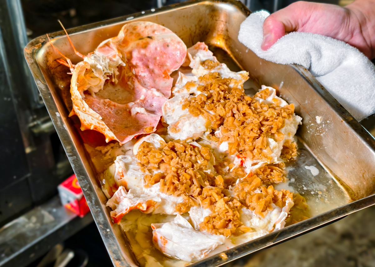 [高雄燒肉推薦]明燒肉文自旗艦店-海鮮控和牛控都來!超有儀式感高雄燒肉無菜單!最扯的雙人帝王蟹燒肉套餐 @美食好芃友（芃芃）