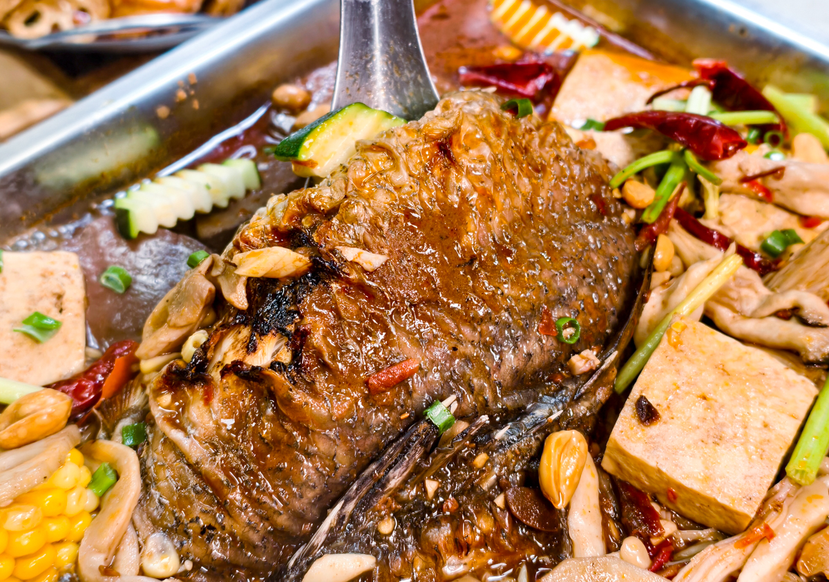 [仁武]百味饕客熱炒-仁雄路隱藏版仁武熱炒、私房川菜! 必吃沙茶螃蟹、重慶烤魚、乾鍋海蝦 @美食好芃友（芃芃）