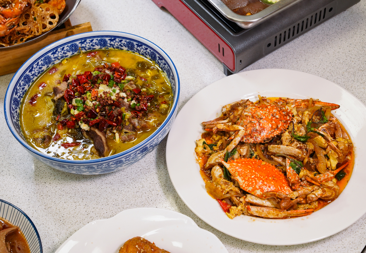 [仁武]百味饕客熱炒-仁雄路隱藏版仁武熱炒、私房川菜! 必吃沙茶螃蟹、重慶烤魚、乾鍋海蝦 @美食好芃友（芃芃）