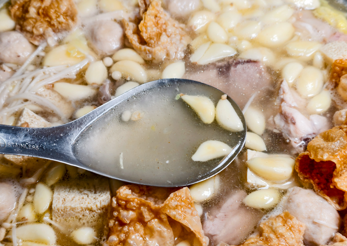 [台南]馨味胡椒白菜雞-一年只賣3個月台南胡椒白菜雞!每天外帶塞爆、內用一位難求 @美食好芃友（芃芃）