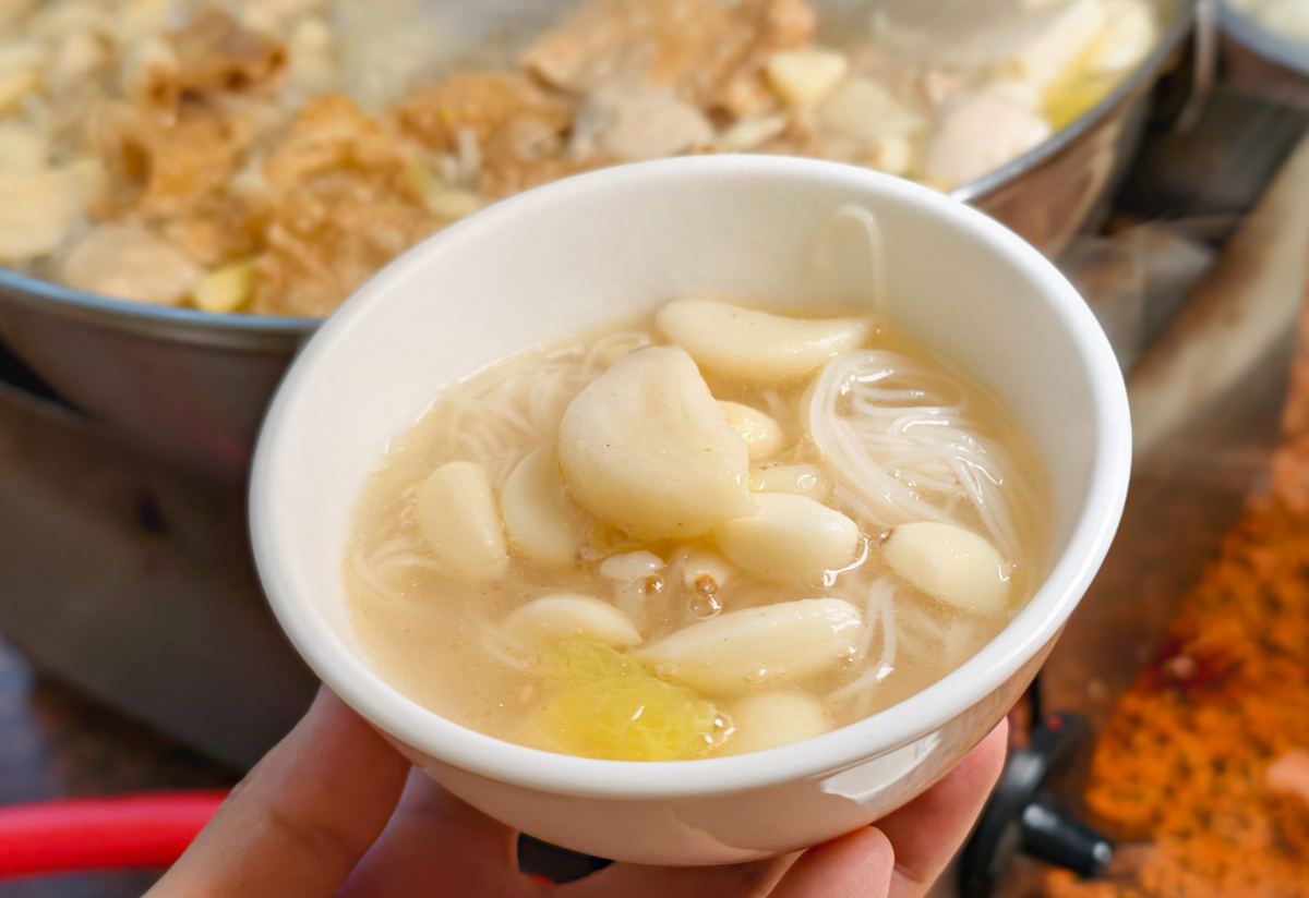 [台南]馨味胡椒白菜雞-一年只賣3個月台南胡椒白菜雞!每天外帶塞爆、內用一位難求 @美食好芃友（芃芃）