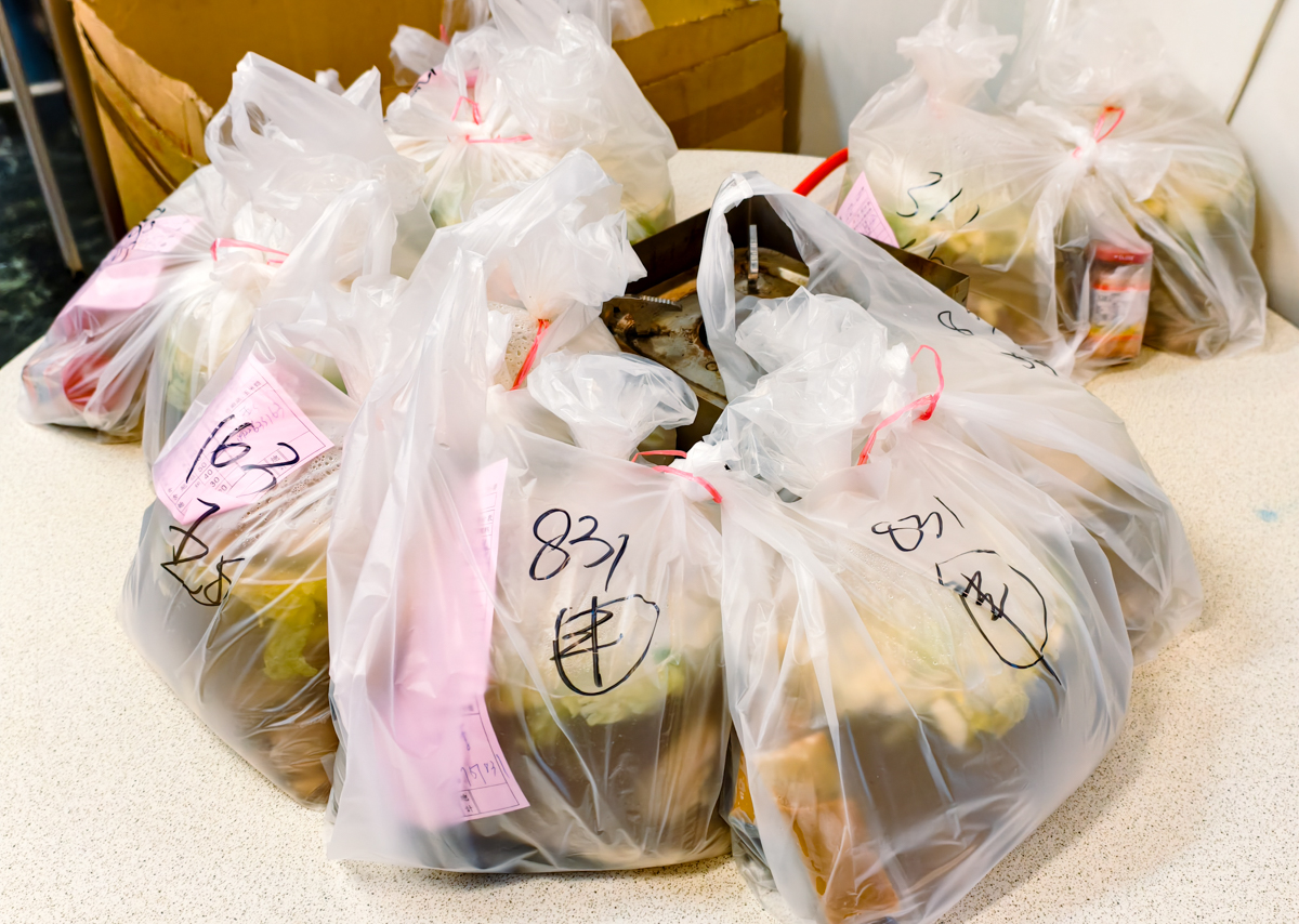 [台南]馨味胡椒白菜雞-一年只賣3個月台南胡椒白菜雞!每天外帶塞爆、內用一位難求 @美食好芃友（芃芃）