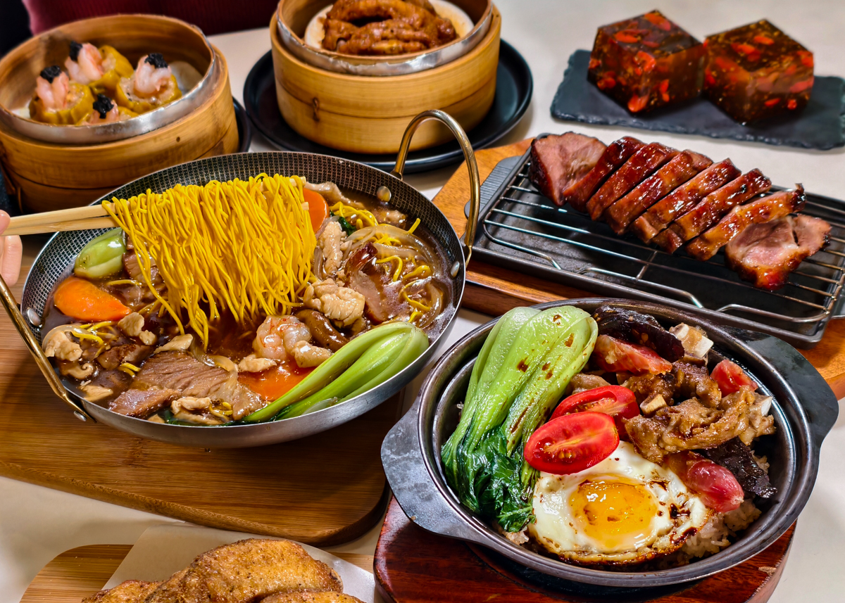 [高雄巨蛋美食]翠王港式茶餐廳-每日客滿高雄港式茶餐廳!超級港味的飛天廣炒麵x臘味排骨煲仔飯 @美食好芃友（芃芃）