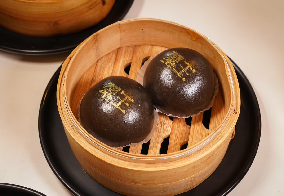 [高雄巨蛋美食]翠王港式茶餐廳-每日客滿高雄港式茶餐廳!超級港味的飛天廣炒麵x臘味排骨煲仔飯 @美食好芃友（芃芃）