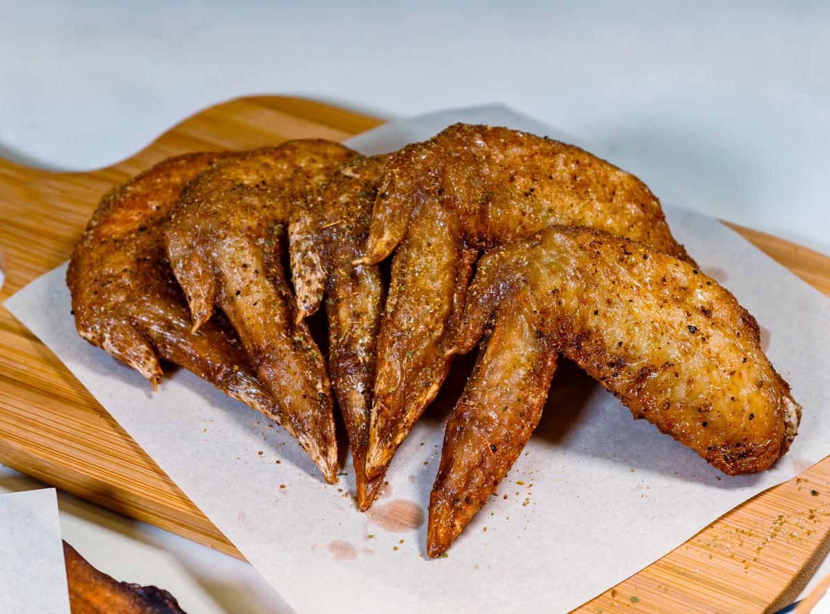 [高雄巨蛋美食]翠王港式茶餐廳-每日客滿高雄港式茶餐廳!超級港味的飛天廣炒麵x臘味排骨煲仔飯 @美食好芃友（芃芃）