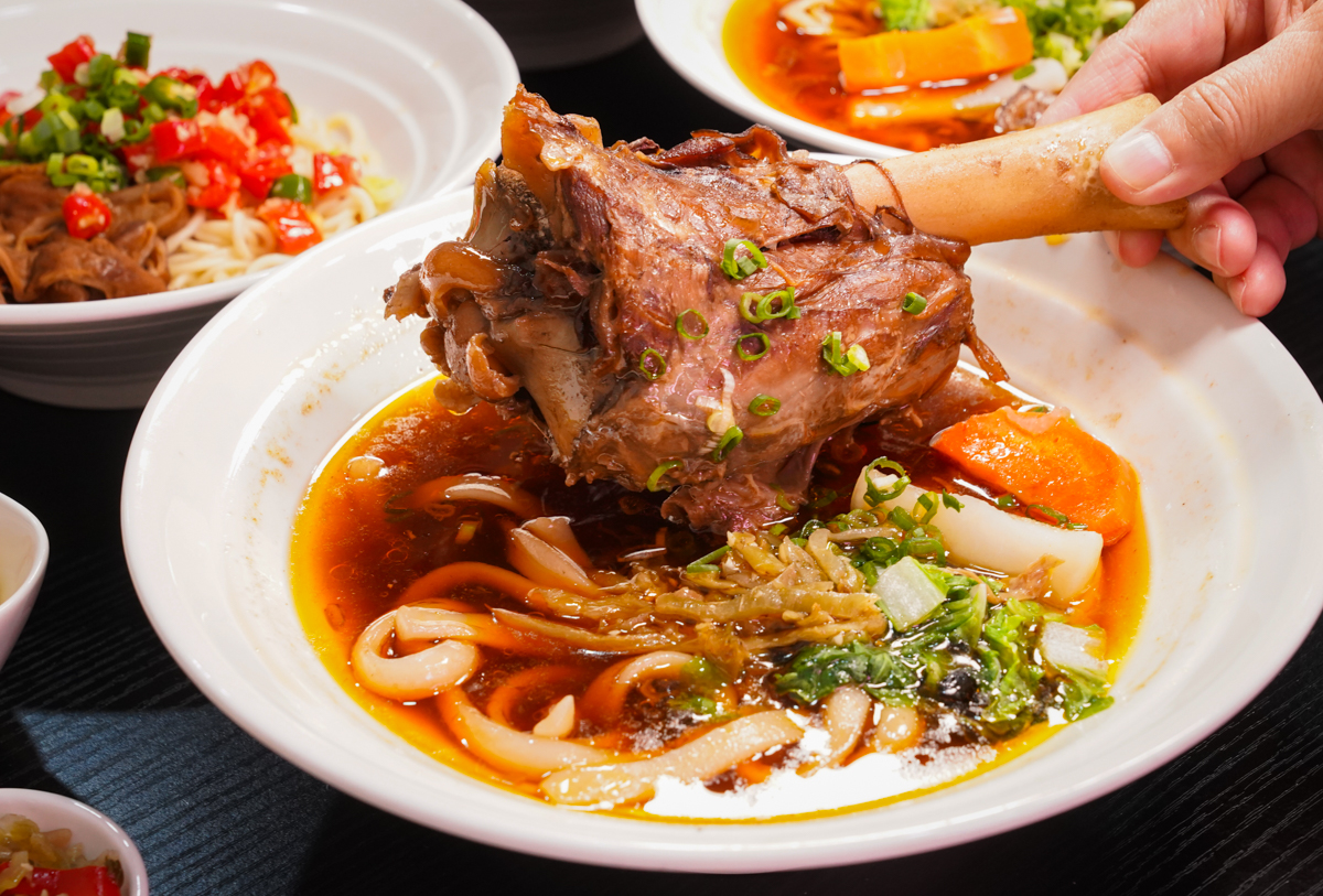 [高雄]路也食光(陽明店)-讓人微笑的溫暖平價早午餐 美味拼盤x鄉村風空間 高雄早午餐推薦 @美食好芃友（芃芃）