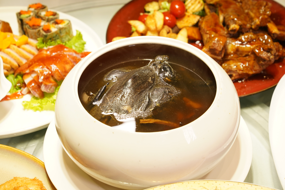 [高雄]晶綺盛宴2026外帶年菜-最划算高雄星級飯店愛外帶年菜!親民價格頂級澎湃菜色! @美食好芃友（芃芃）