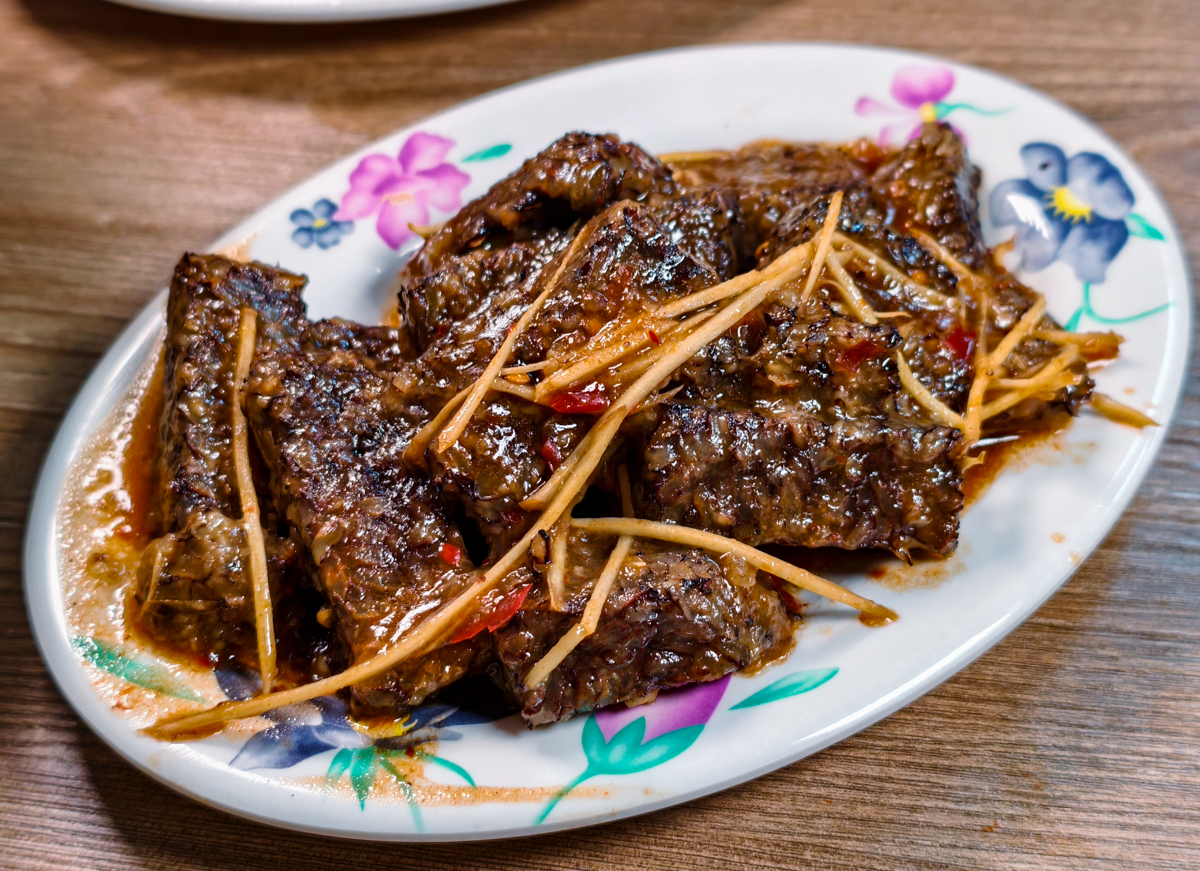 [高雄]梅州當歸鴨-在地20年高雄鴨肉老店!神級鴨片飯、超厲害當歸鴨 @美食好芃友（芃芃）