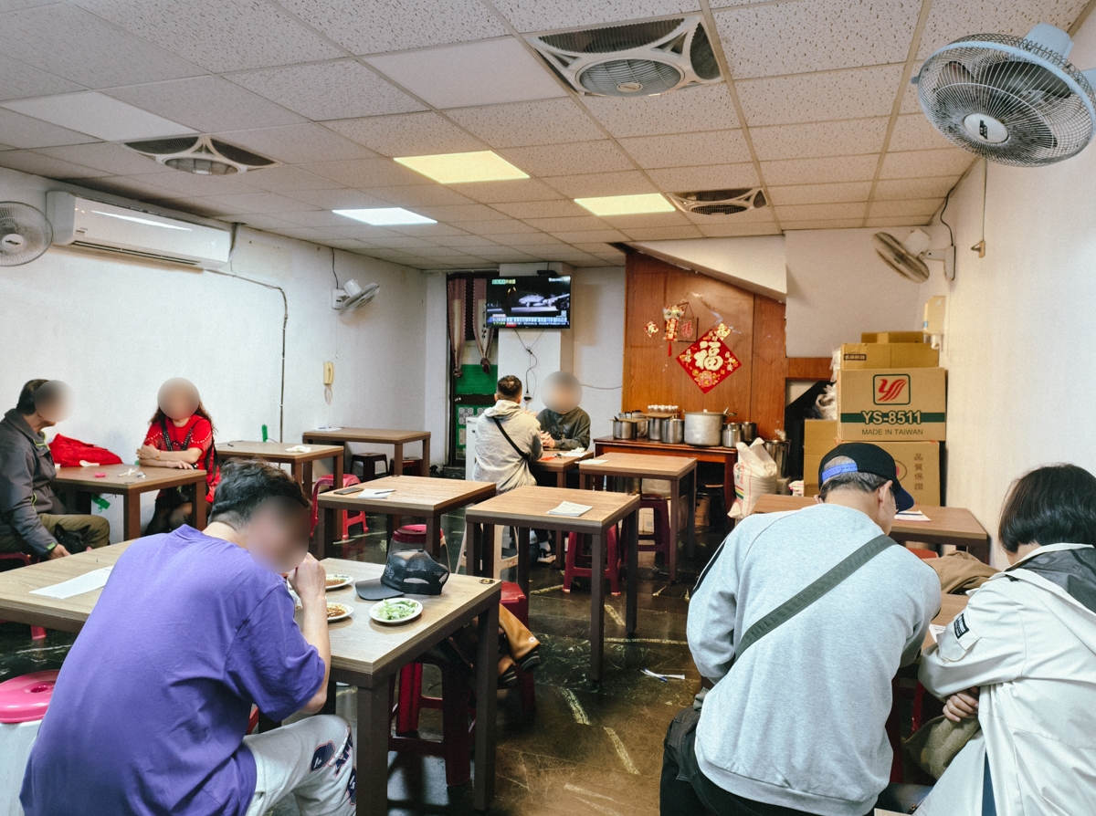 [高雄]梅州當歸鴨-在地20年高雄鴨肉老店!神級鴨片飯、超厲害當歸鴨 @美食好芃友（芃芃）