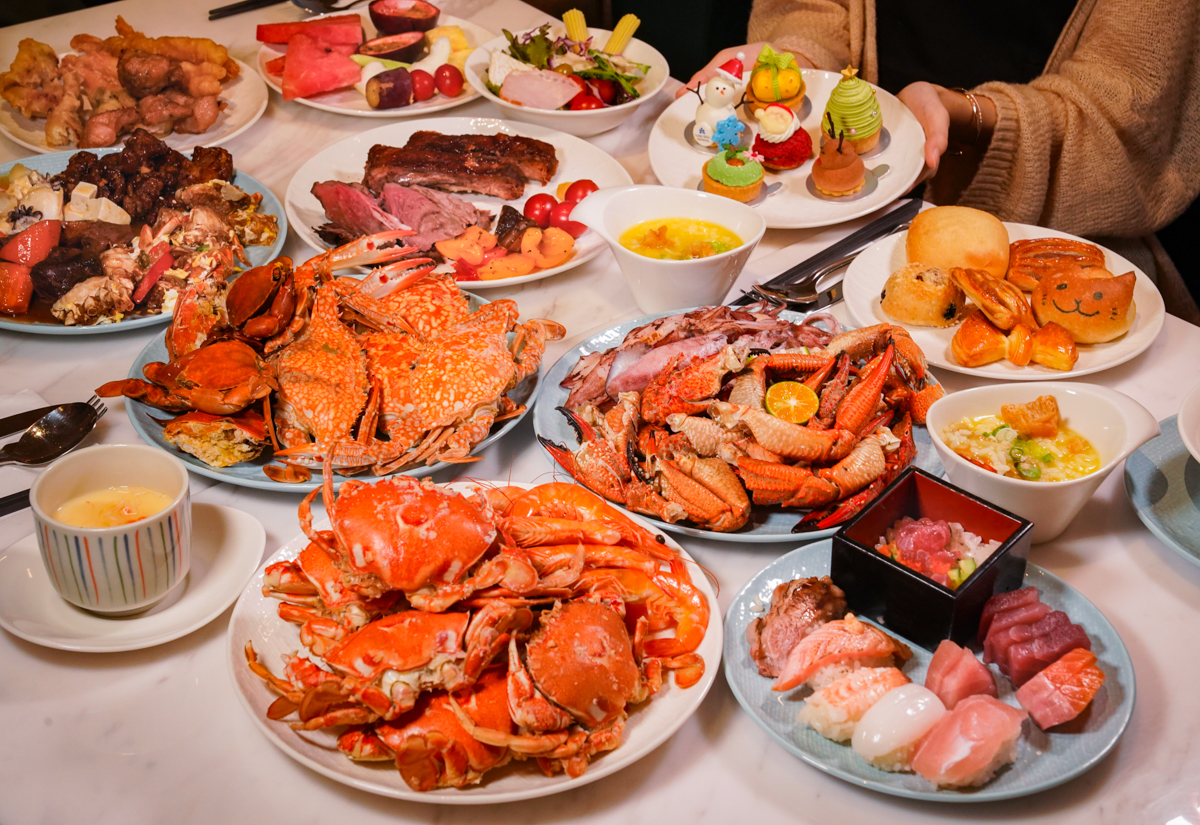 [高雄]高雄日航SERENA全日餐廳-高雄自助餐秋冬吃蟹第一選擇!有爆蛋紅蟳的螃蟹山! @美食好芃友（芃芃）