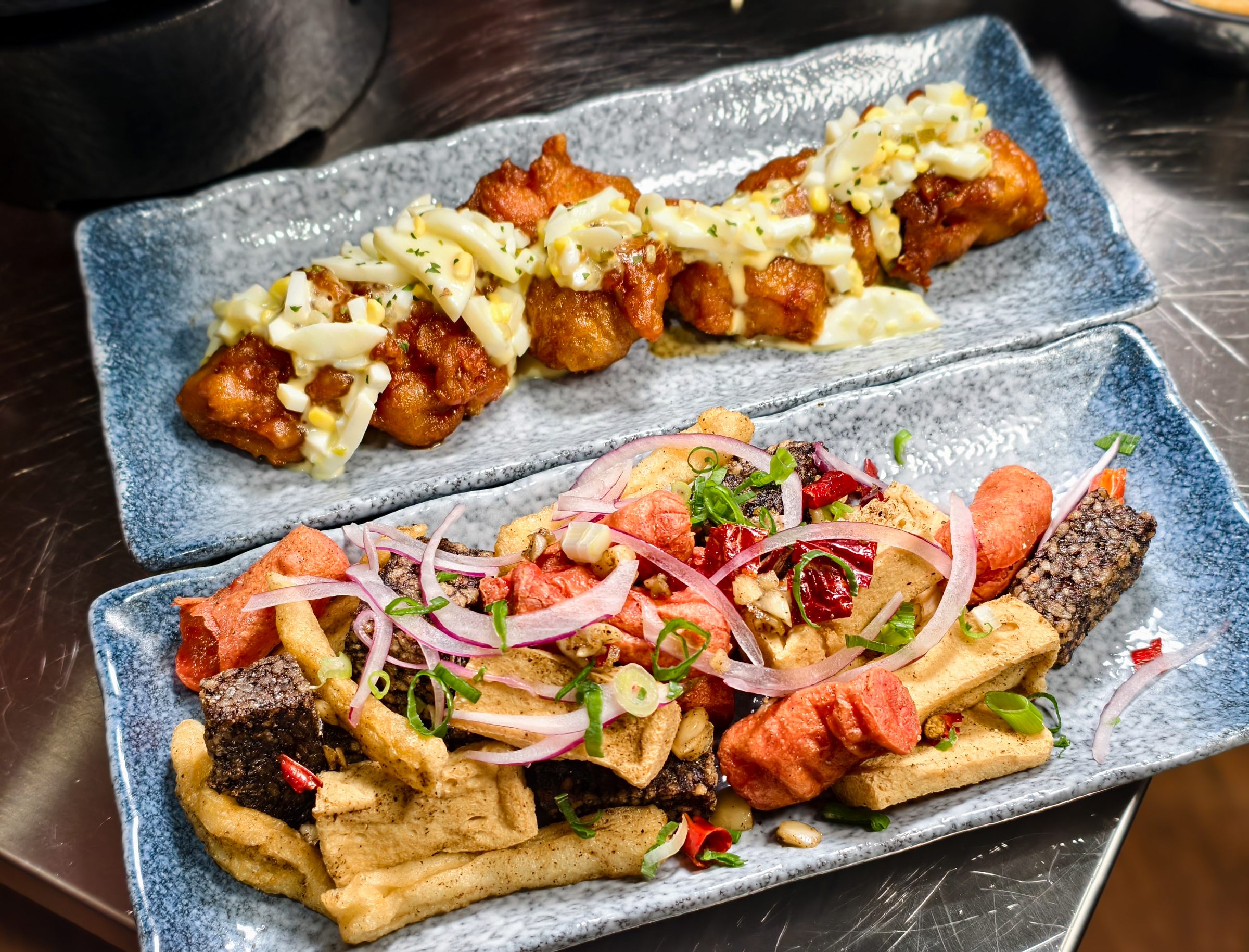 [高雄]燃燃極燒乾鍋-高雄三民區人氣美食晚餐宵夜! 乾鍋有整片雞排和炸魷魚~還可以內用超素西 @美食好芃友（芃芃）