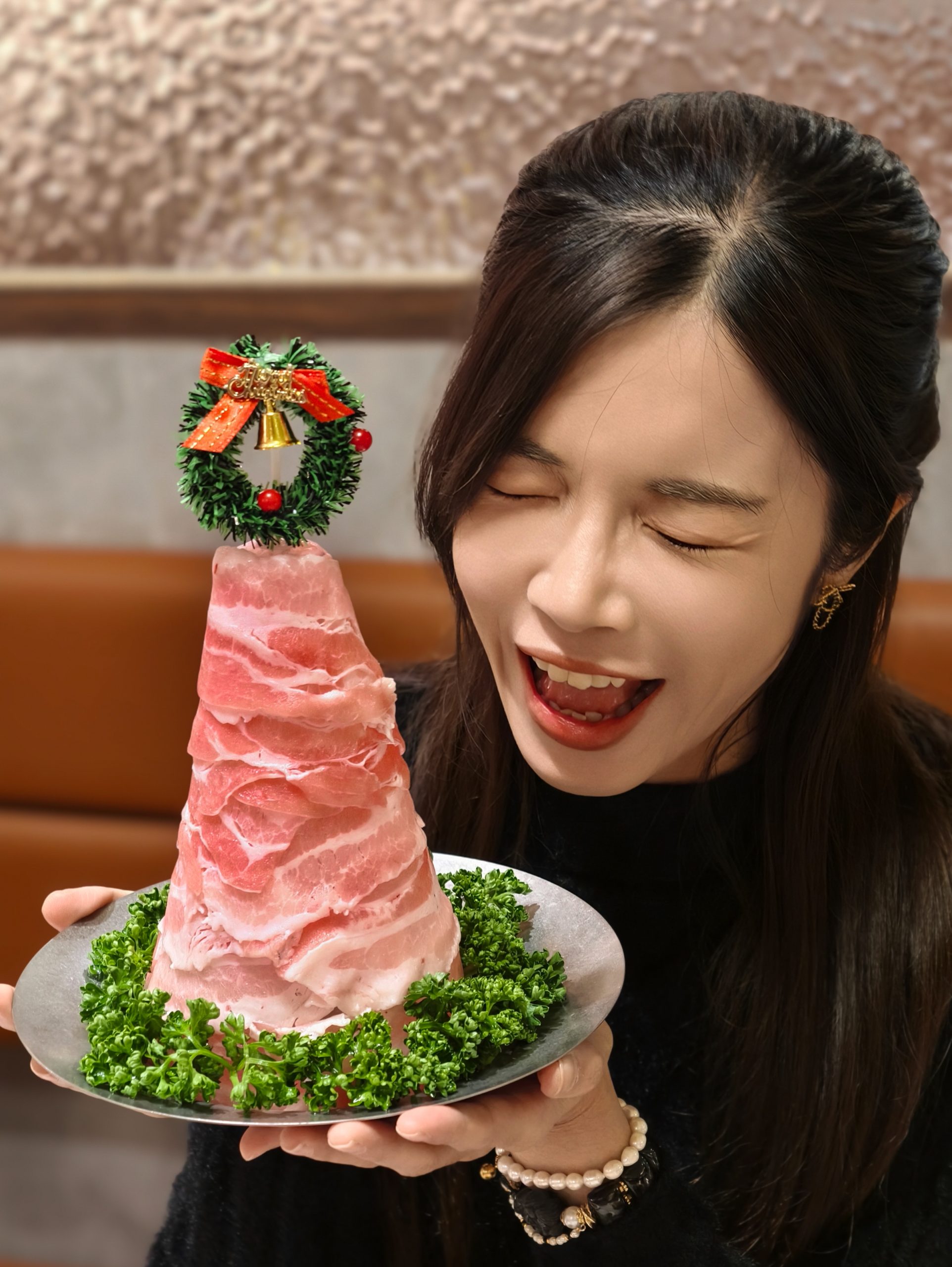 [高雄]無同麻辣鍋物-聚梧桐升級2.0!新堀江質感麻辣火鍋~必吃椒麻牛奶鍋、奶油蒜蝦鮭魚卵雜炊 @美食好芃友（芃芃）