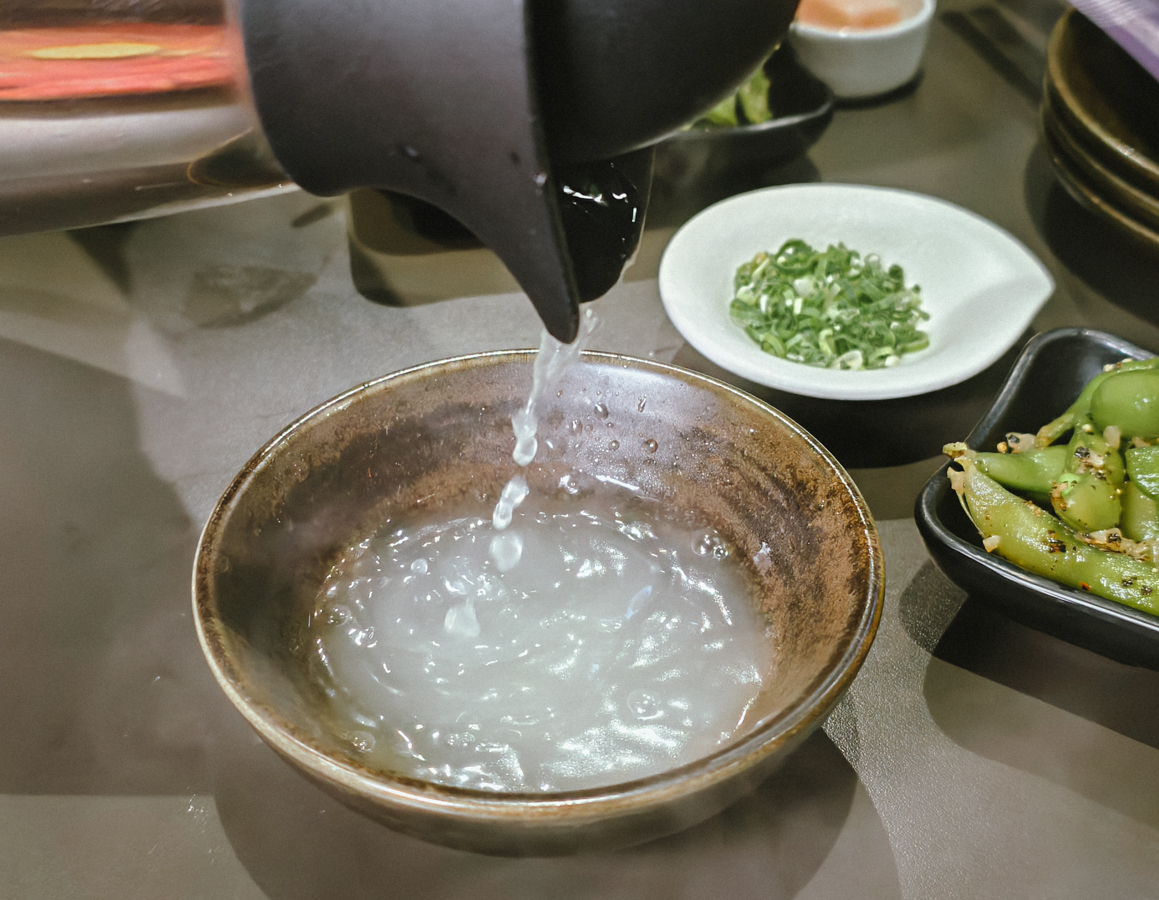 [高雄]伊氣燒肉-建工商圈超夯高雄燒肉!298元起超值特餐燒肉拼盤超划算~ @美食好芃友（芃芃）