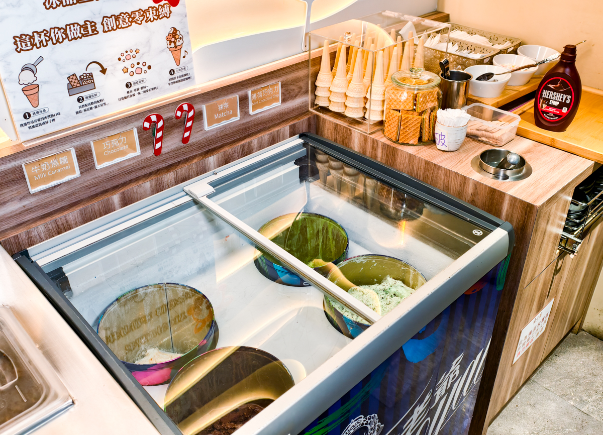 [高雄]玉豆腐-最划算高雄韓式豆腐煲!8樣小菜無限吃~商業午餐268元豆腐煲超划算! @美食好芃友（芃芃）