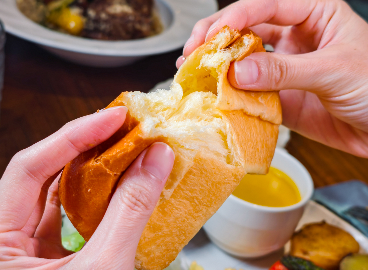 [高雄]高雄圓山秘境餐酒館-果嶺旁秘境高雄早午餐!人人都可來的湖景總統套房!! @美食好芃友（芃芃）