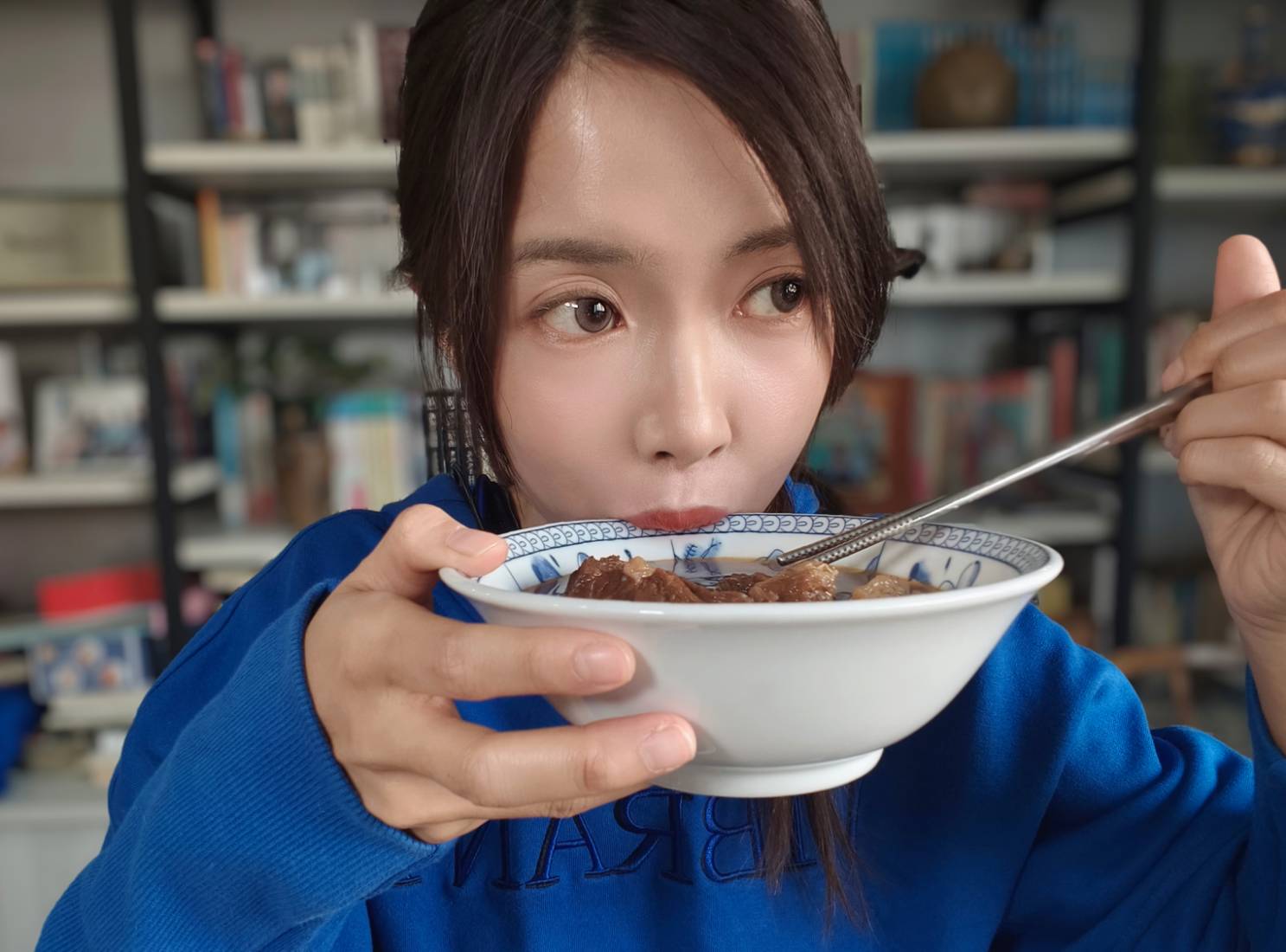 一鍋給足 600 克肉量：全國麗園「一斤肉牛肉爐」在家也能輕鬆享用飯店主廚手藝 @美食好芃友（芃芃）