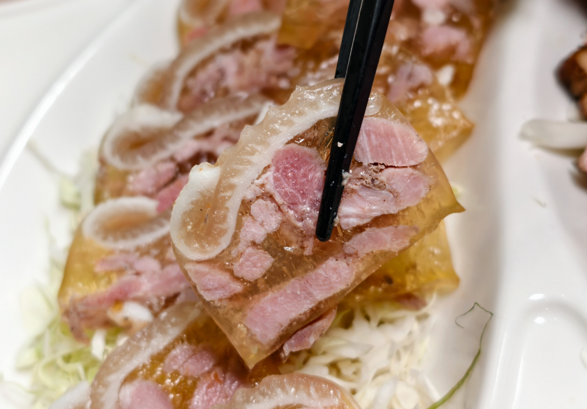 [高雄]潮台菜明誠店-高雄巨蛋商圈創意台菜餐廳!聚餐尾牙春酒熱門中餐廳 @美食好芃友（芃芃）