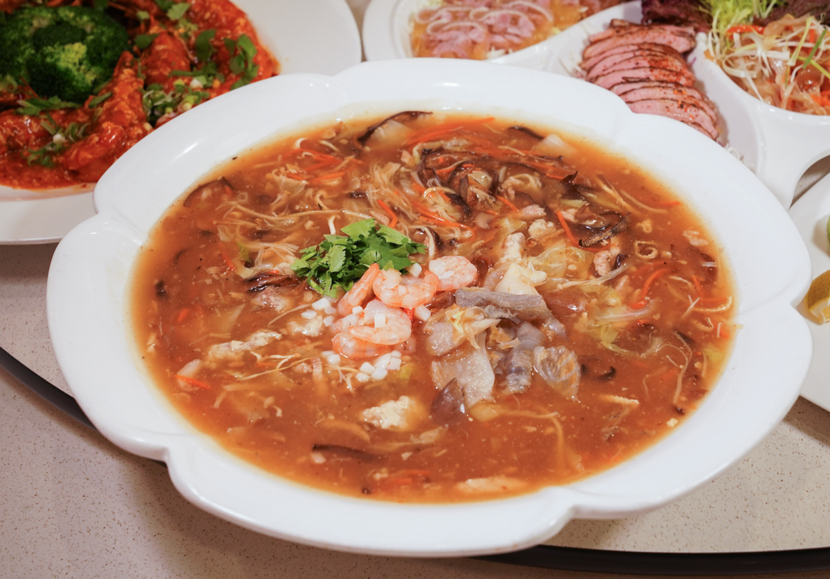 [高雄]潮台菜明誠店-高雄巨蛋商圈創意台菜餐廳!聚餐尾牙春酒熱門中餐廳 @美食好芃友（芃芃）