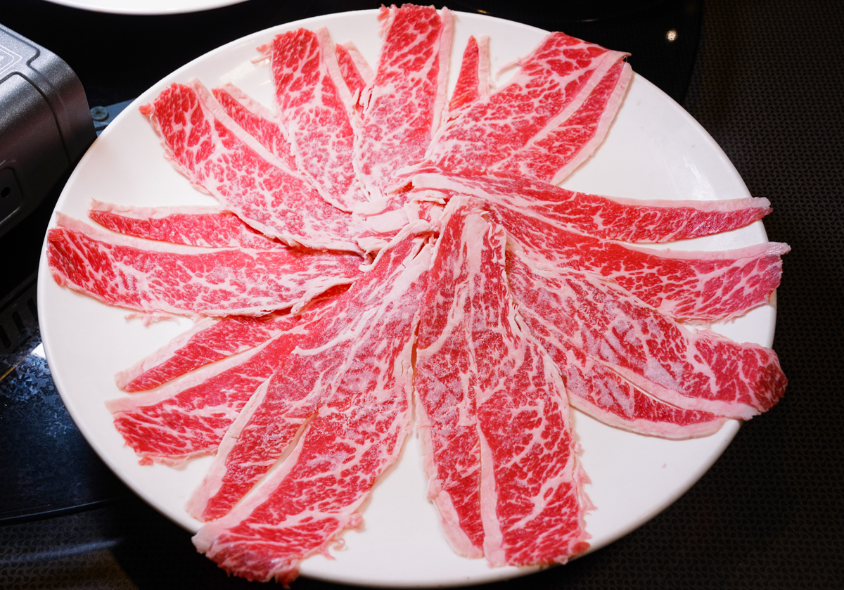 [高雄]宮圓日本料理-40年老字號高雄日本料理~日本人也超愛的隱藏版壽喜燒! @美食好芃友（芃芃）