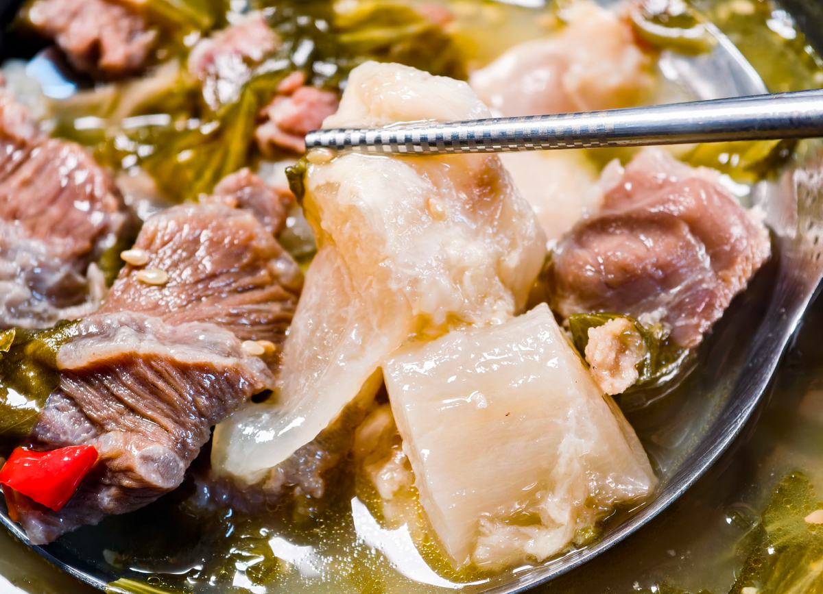 一鍋給足 600 克肉量：全國麗園「一斤肉牛肉爐」在家也能輕鬆享用飯店主廚手藝 @美食好芃友（芃芃）