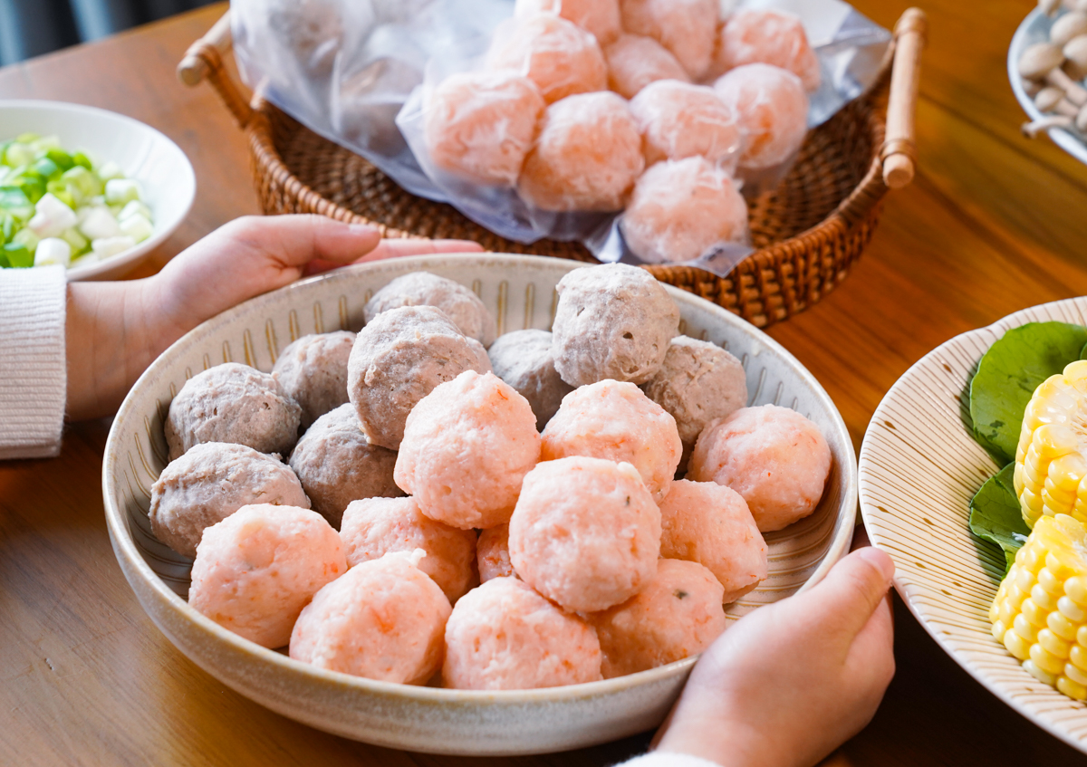 一鍋給足 600 克肉量：全國麗園「一斤肉牛肉爐」在家也能輕鬆享用飯店主廚手藝 @美食好芃友（芃芃）