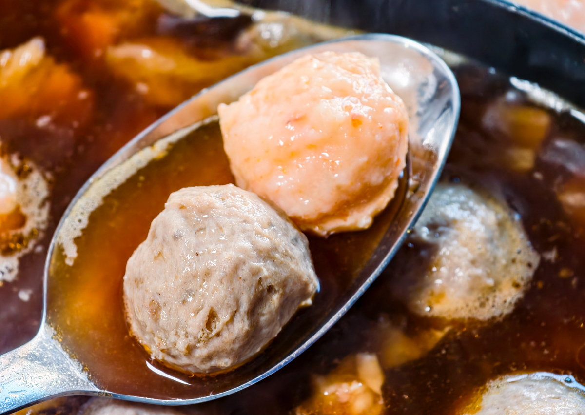 一鍋給足 600 克肉量：全國麗園「一斤肉牛肉爐」在家也能輕鬆享用飯店主廚手藝 @美食好芃友（芃芃）