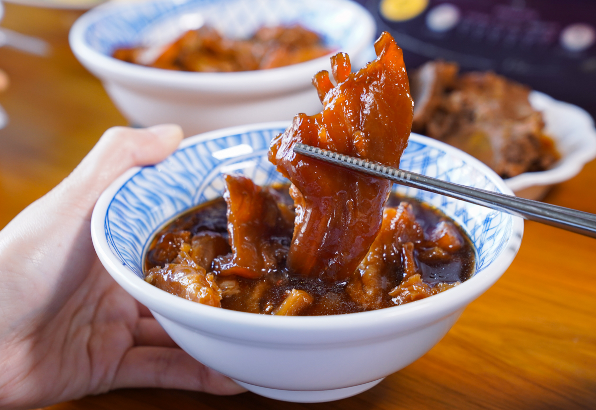 一鍋給足 600 克肉量：全國麗園「一斤肉牛肉爐」在家也能輕鬆享用飯店主廚手藝 @美食好芃友（芃芃）