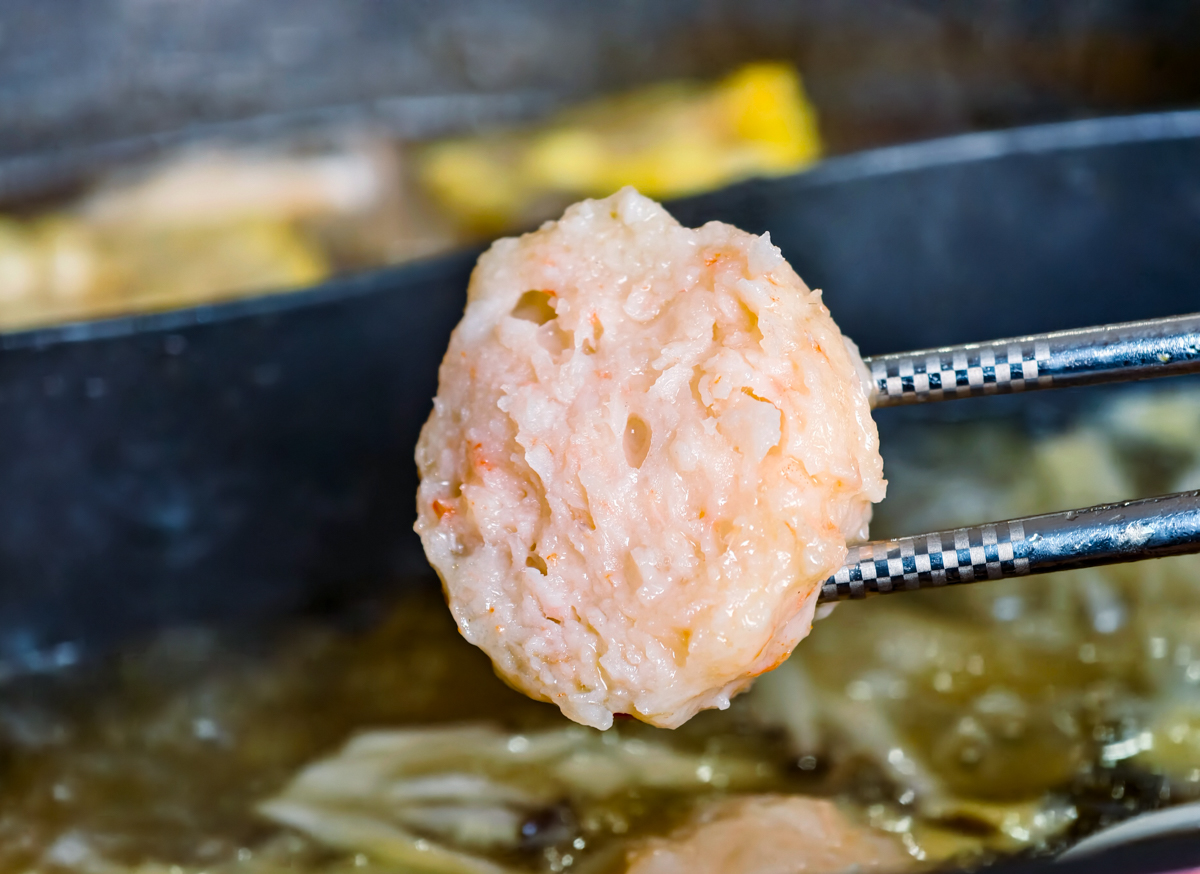 一鍋給足 600 克肉量：全國麗園「一斤肉牛肉爐」在家也能輕鬆享用飯店主廚手藝 @美食好芃友（芃芃）