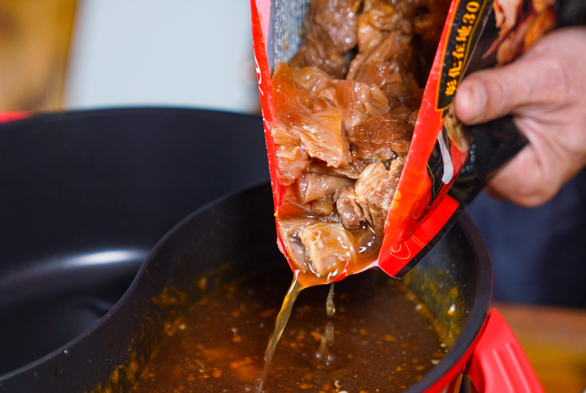 一鍋給足 600 克肉量：全國麗園「一斤肉牛肉爐」在家也能輕鬆享用飯店主廚手藝 @美食好芃友（芃芃）