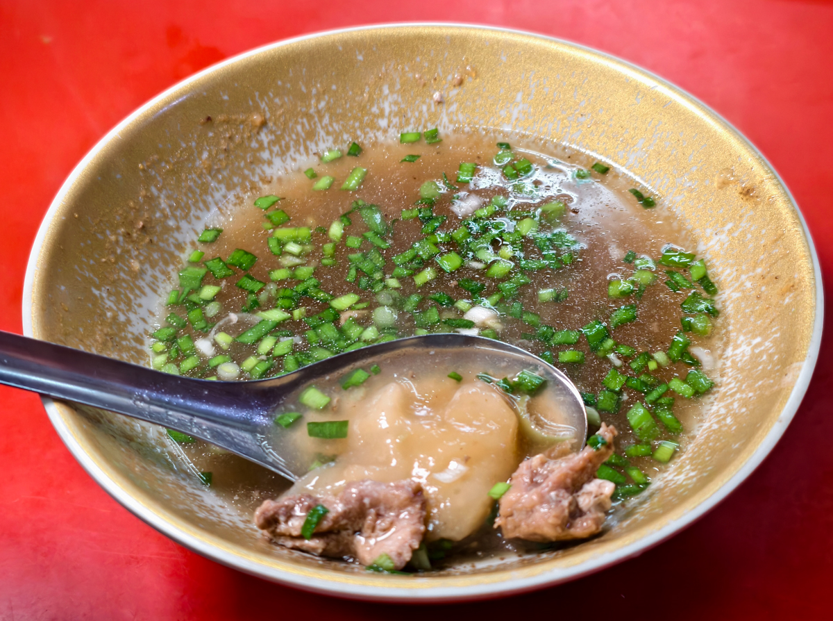 [高雄]三塊厝肉圓嫂-超獨特的滷肉圓!傳承四代80年高雄肉圓老店 @美食好芃友（芃芃）