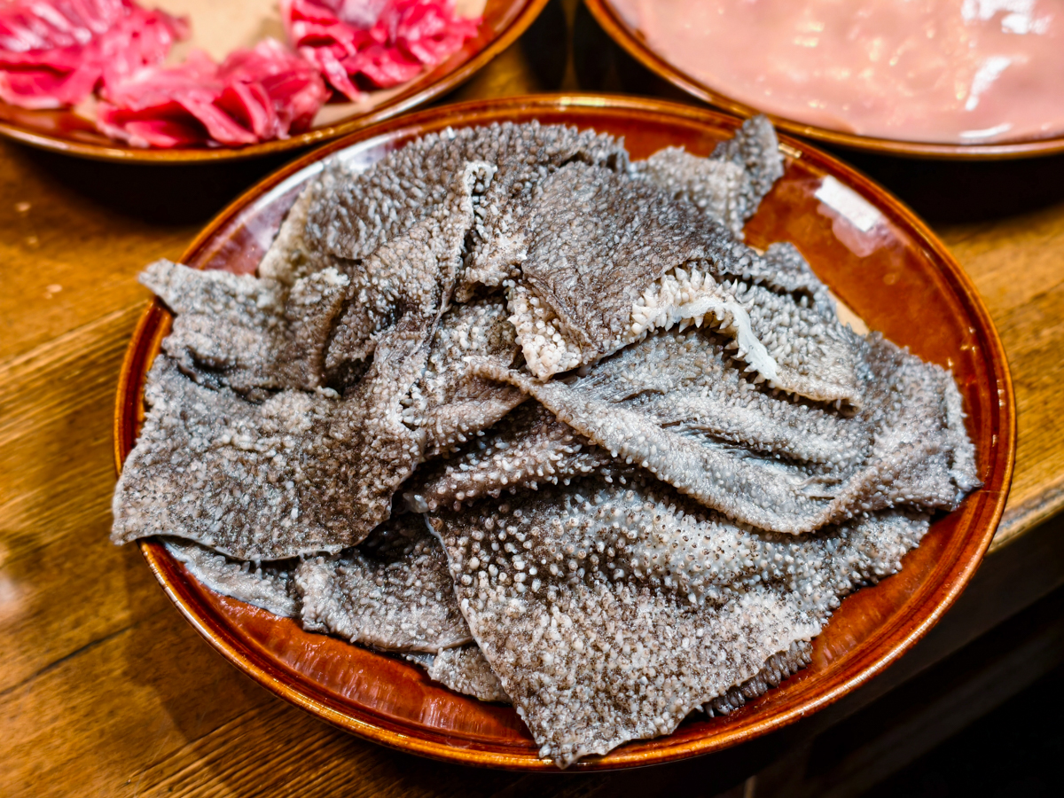 [高雄]叁庚半火鍋-最道地高雄重慶麻辣火鍋!晚餐吃到宵夜都有!老闆親炒麻辣底料 @美食好芃友（芃芃）